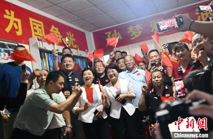 孙梦雅搭档徐诗晓巴黎奥运刷新女子双人划艇5