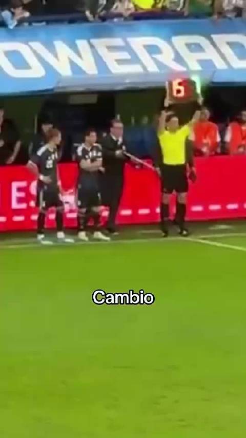 梅西告别30号球衣迈阿密国际命名看台致敬传奇