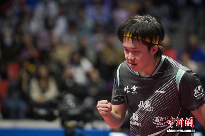 王楚钦惊天逆转晋级四强 林高远混双险胜挺进决