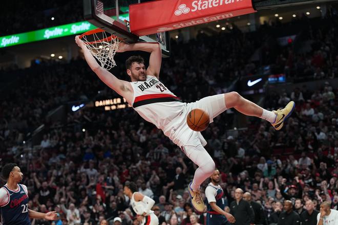 小卡破队史纪录难救主 快船关键卡位战失利跌至