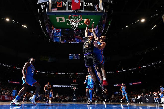 雷霆大胜湖人海斯防守低迷引担忧