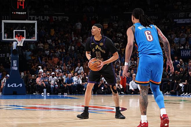 雷霆大胜湖人海斯防守低迷引担忧